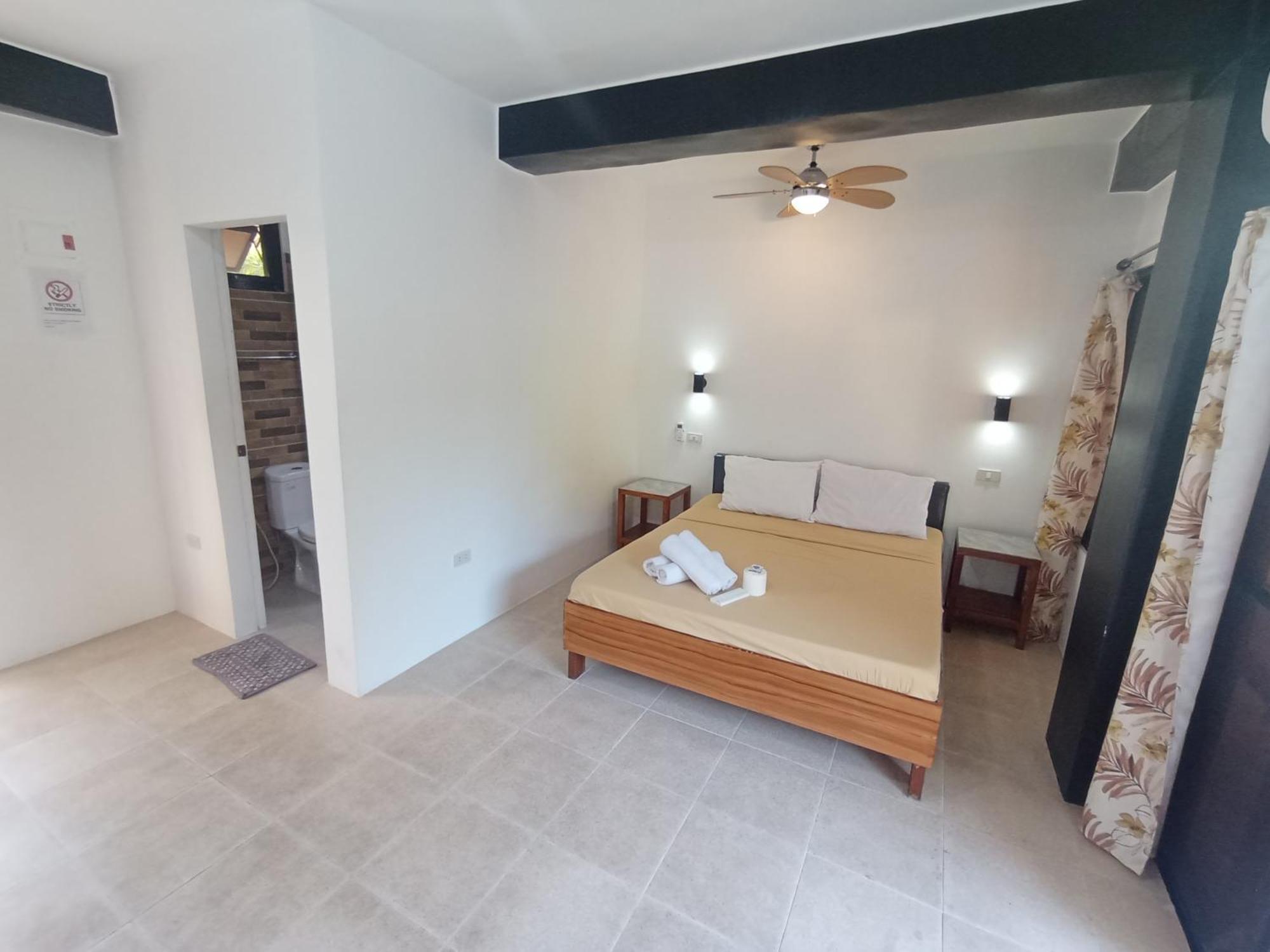 Jalyn'S Resort Sabang Puerto Galera Zewnętrze zdjęcie